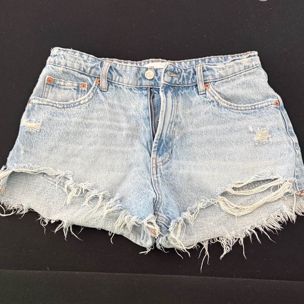 Zara Light Wash Distressed Denim Shorts